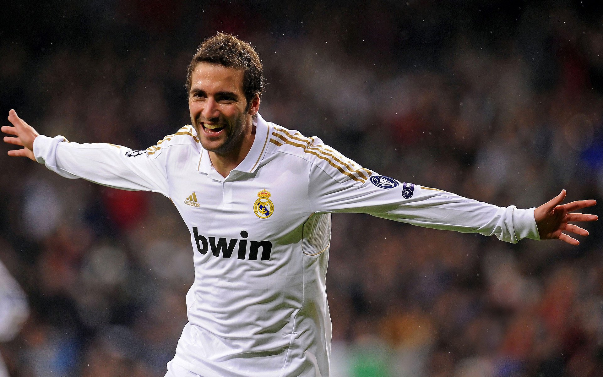 逆境中勇敢前行：那些永不言败的足球强者，足球逆转名言